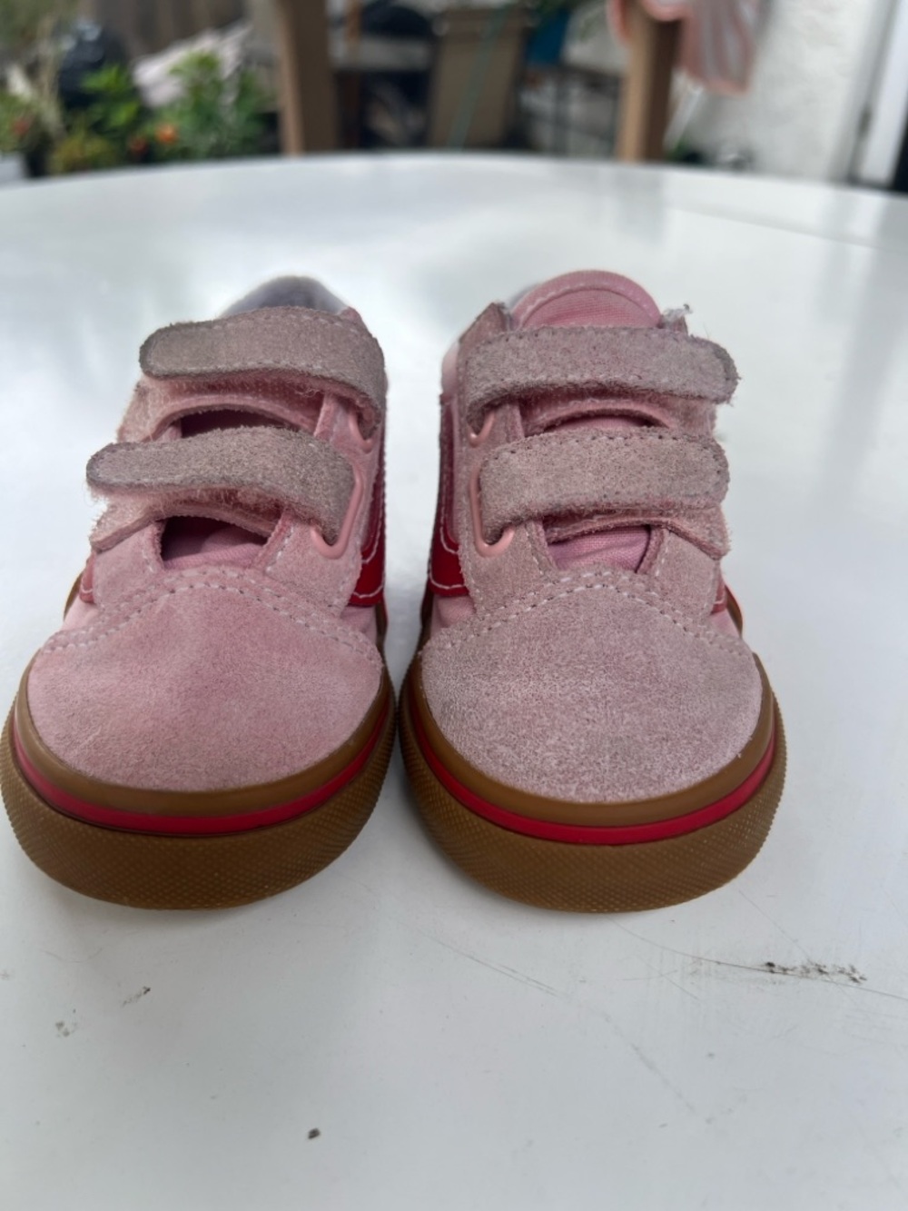 Vans Kids Pink Suede Hook-and-Loop Sneakers with Gum Sole and Red Trim